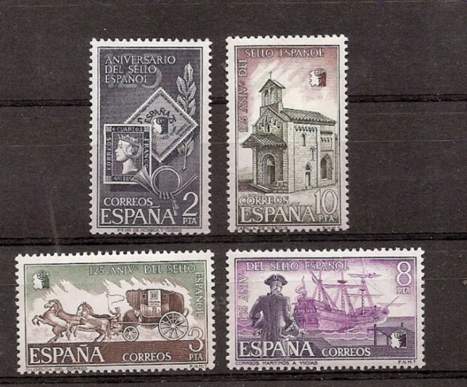 Sellos - Pa&iacute;ses - Espa&ntilde;a - 2&ordm; Cent. (Series Completas) - Estado Espa&ntilde;ol - 1975 - 2232/35 - ** - Click en la imagen para cerrar