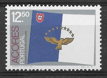 B - Banderas - 346 - Azores - Año 1983 - Click en la imagen para cerrar