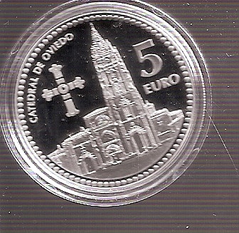 5€ - España - 018 - Año 2011 - Oviedo - Click en la imagen para cerrar