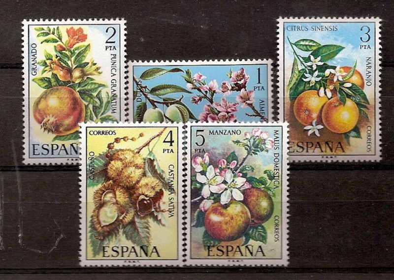 Sellos - Países - España - 2º Cent. (Series Completas) - Estado Español - 1975 - 2254/58 - **